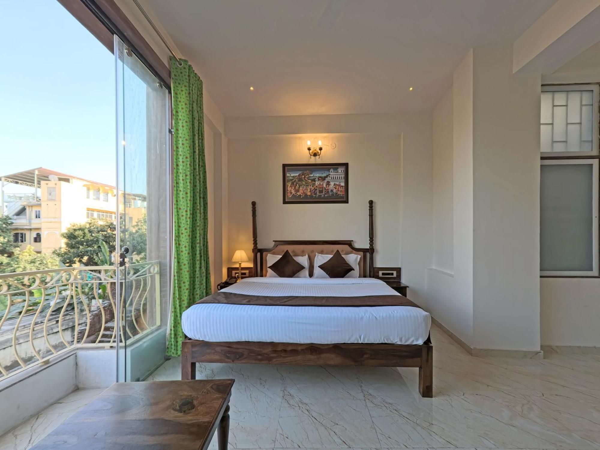Dera Pichola- A Lake Facing Boutique Hotel Udaipur Ngoại thất bức ảnh