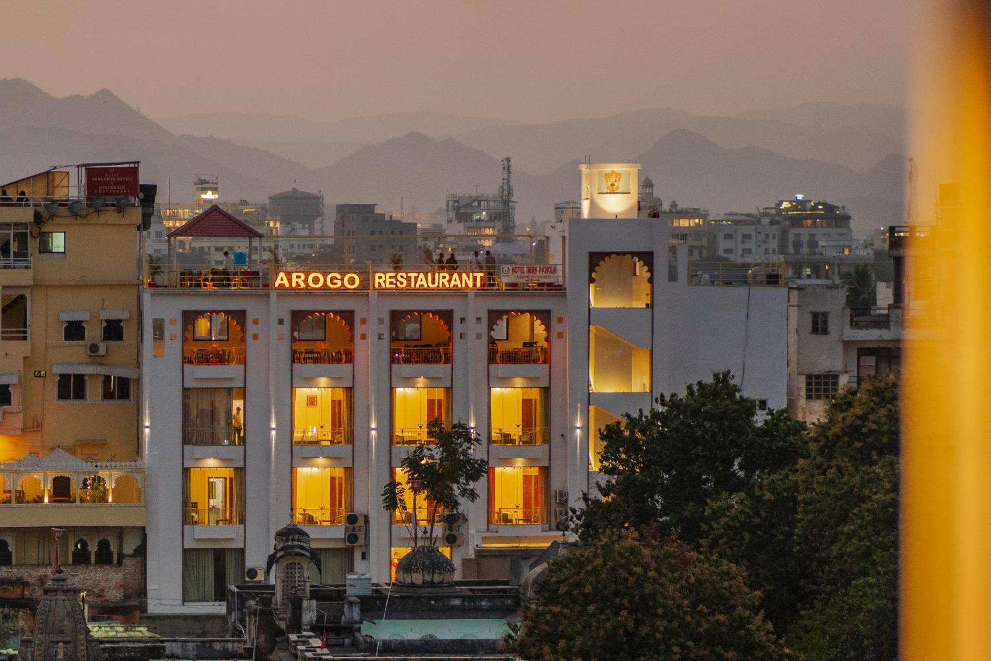 Dera Pichola- A Lake Facing Boutique Hotel Udaipur Ngoại thất bức ảnh