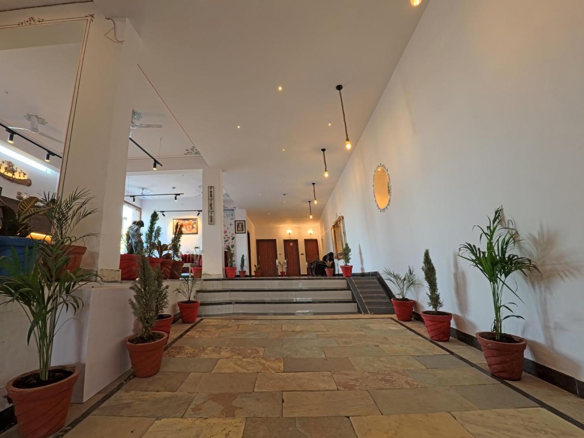Dera Pichola- A Lake Facing Boutique Hotel Udaipur Ngoại thất bức ảnh