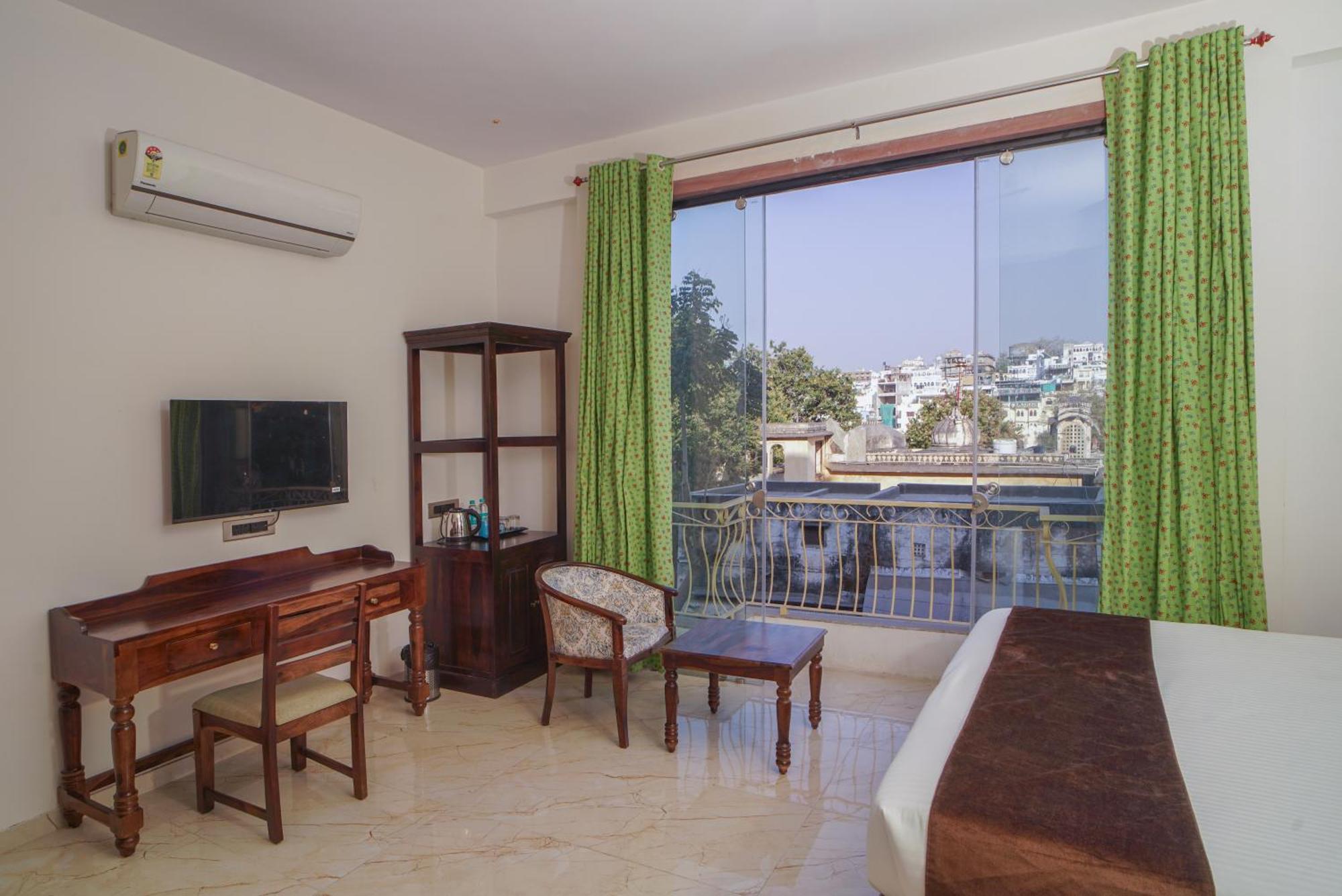 Dera Pichola- A Lake Facing Boutique Hotel Udaipur Ngoại thất bức ảnh